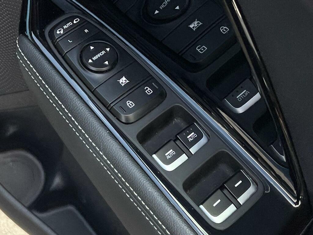Kia Niro Gdi 2 Red #24