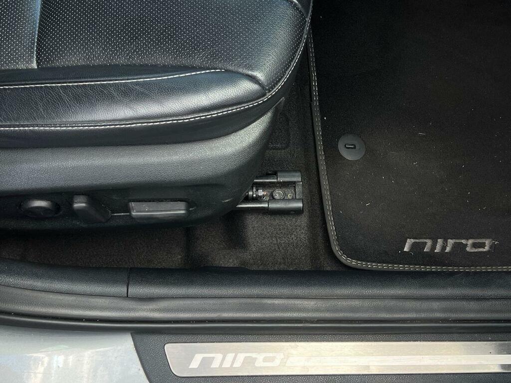 Kia Niro Gdi 2 Red #21