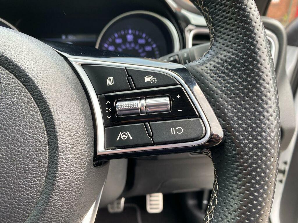 Kia Ceed 1.5T Gdi Isg 3 White #14