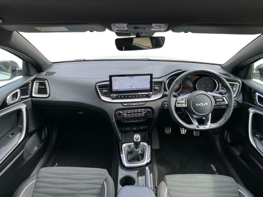 Kia Ceed 1.5T Gdi Isg 3 White #10