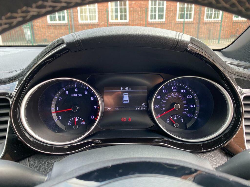 Kia Ceed 1.5T Gdi Isg 3 White #18
