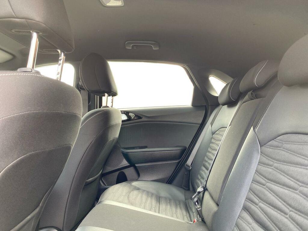 Kia Ceed 1.5T Gdi Isg 3 White #12