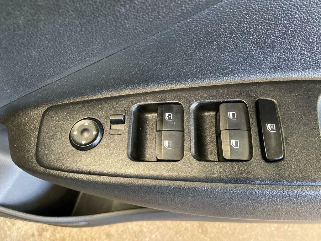 Hyundai I10 Se Connect Grey #19