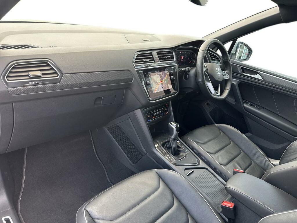 Volkswagen Tiguan 1.5 Tsi R-line Edition Suv Dsg Euro 6 White #2