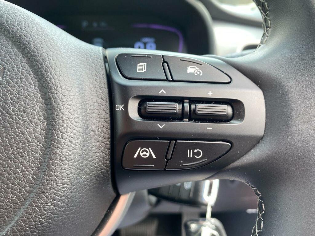 Kia Stonic 1.0T Gdi 48V Shadow Dct Black #16