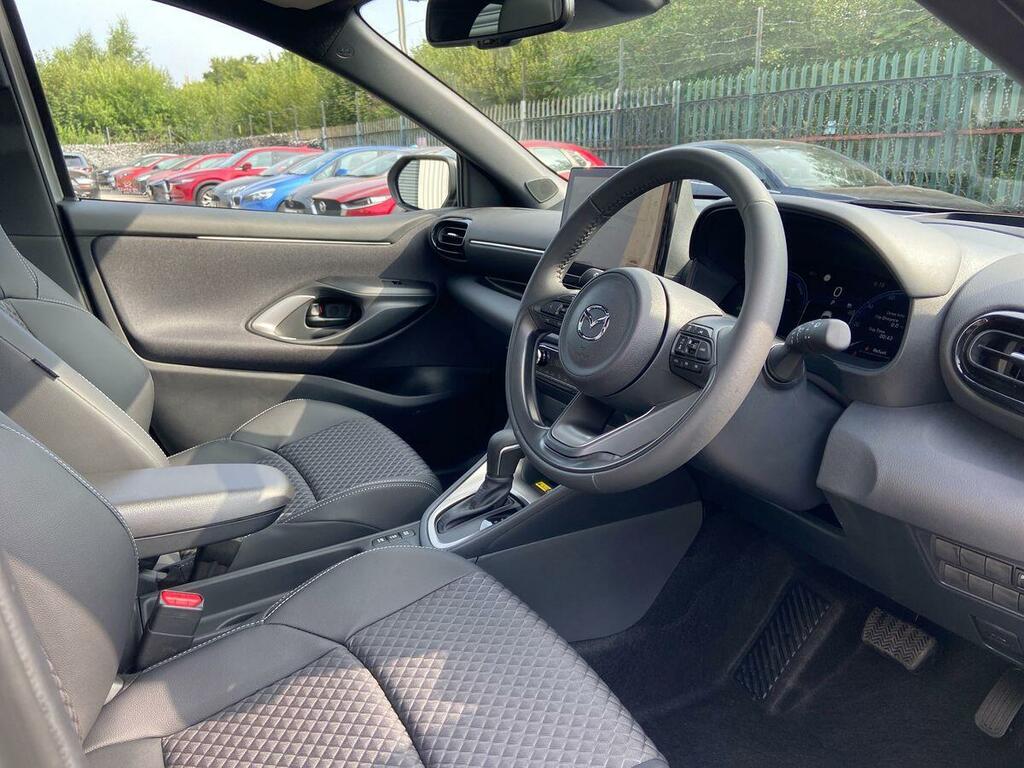 Mazda 2 1.5I Hybrid Exclusive Line Cvt White #20