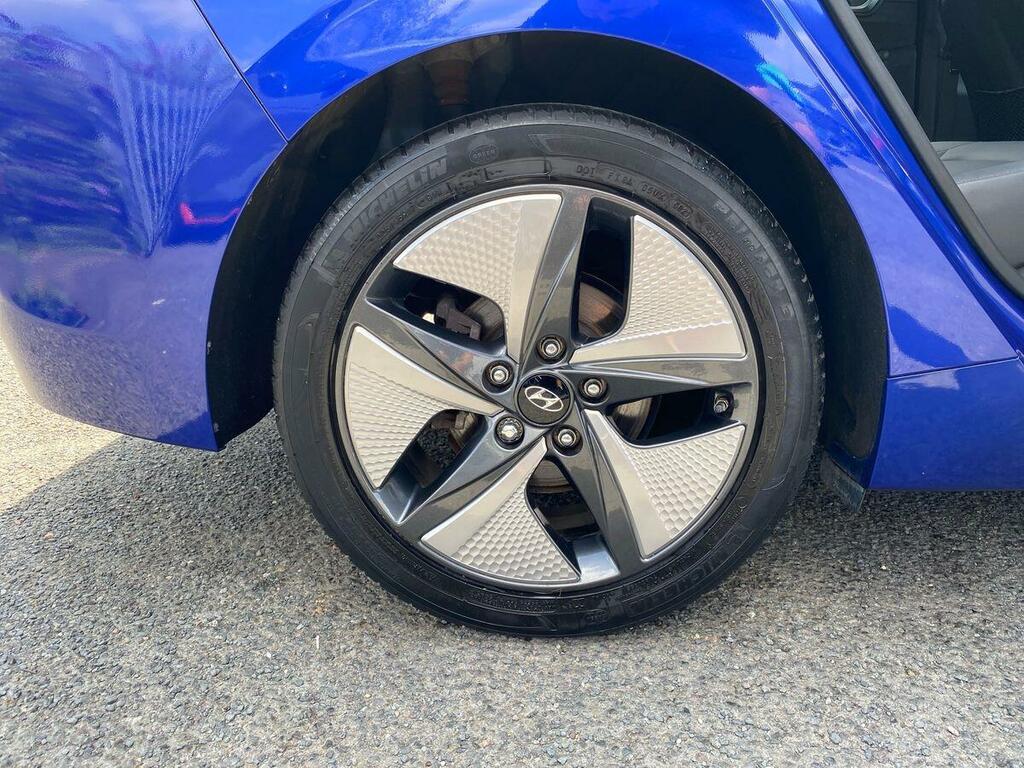 Hyundai Ioniq Hatchback Black #13