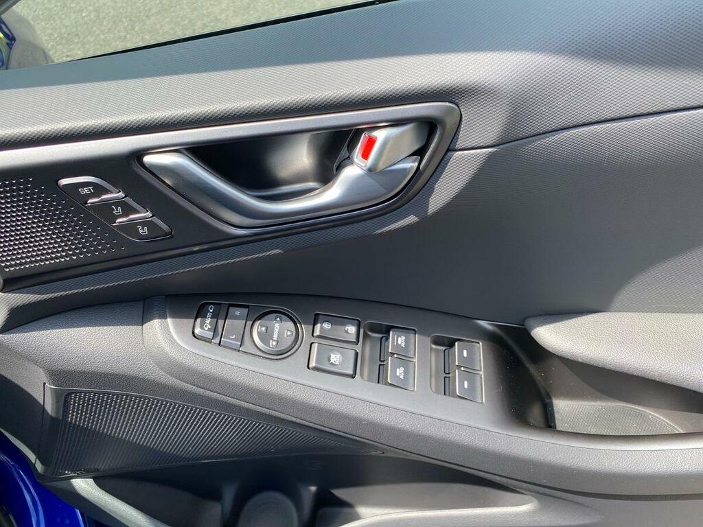 Hyundai Ioniq Hatchback Black #19