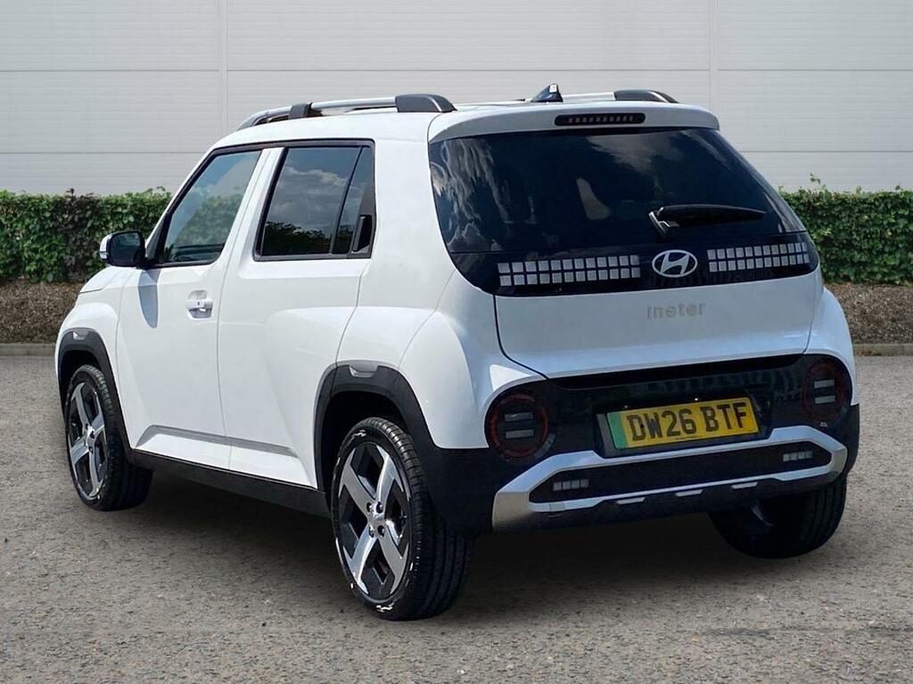 Hyundai Inster Long Range 49Kwh 02 Suv 115 Ps White #4
