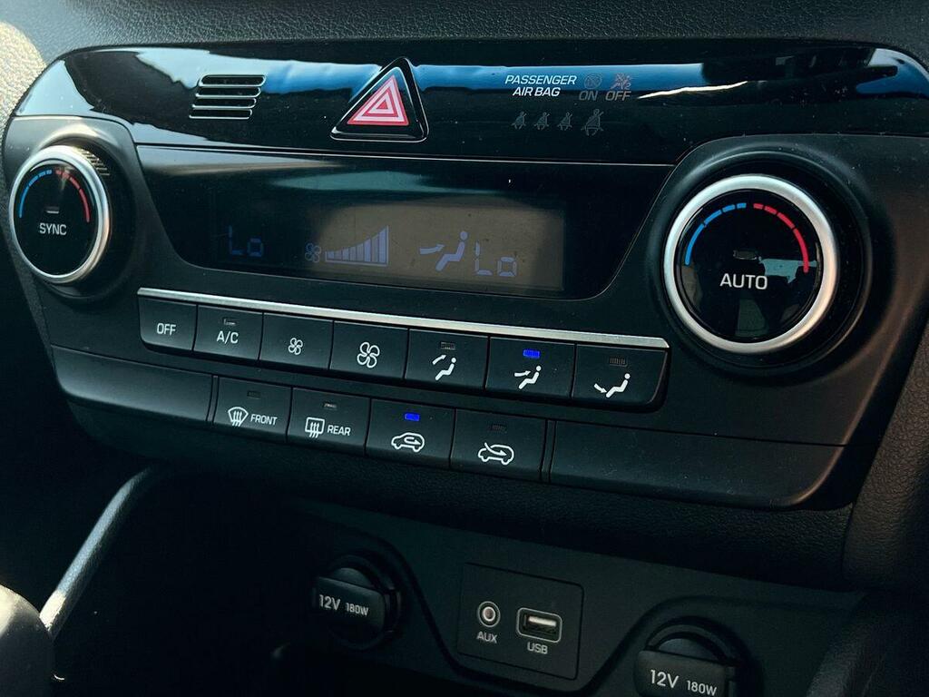 Hyundai Tucson Se Nav Black #35