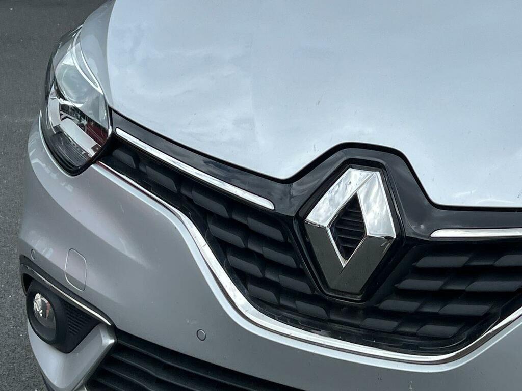 Renault Grand Scenic  Black #23