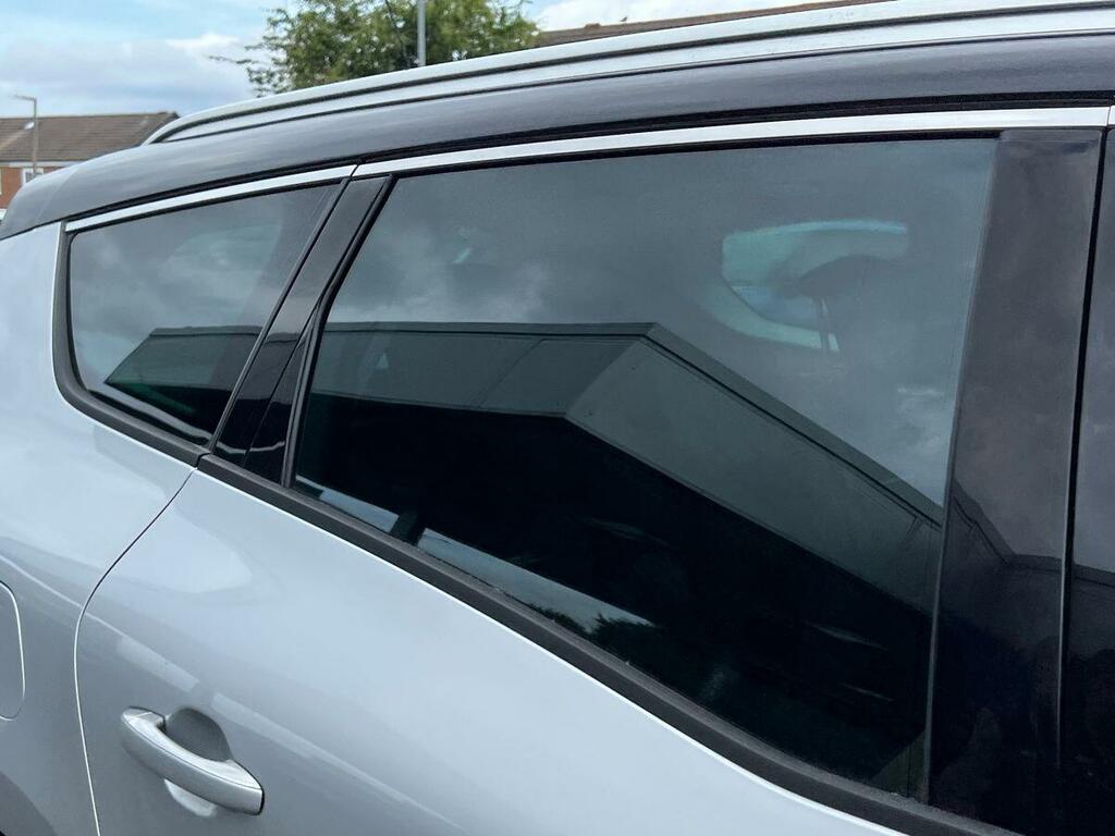 Renault Grand Scenic  Black #27