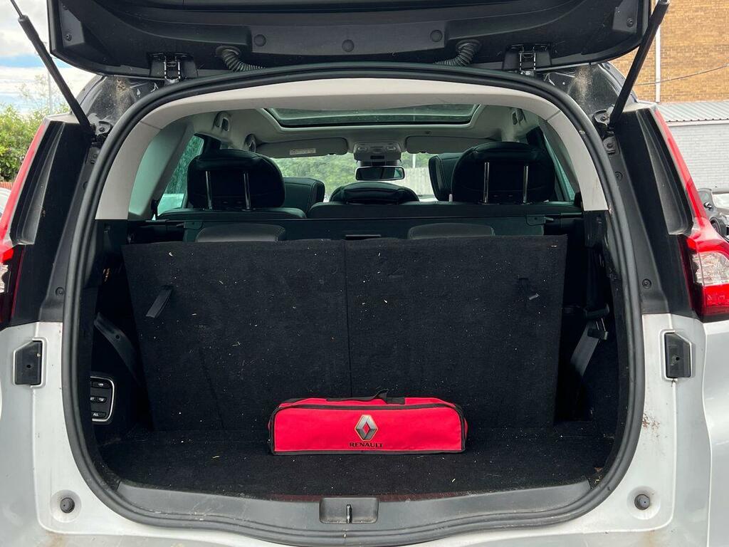 Renault Grand Scenic  Black #32