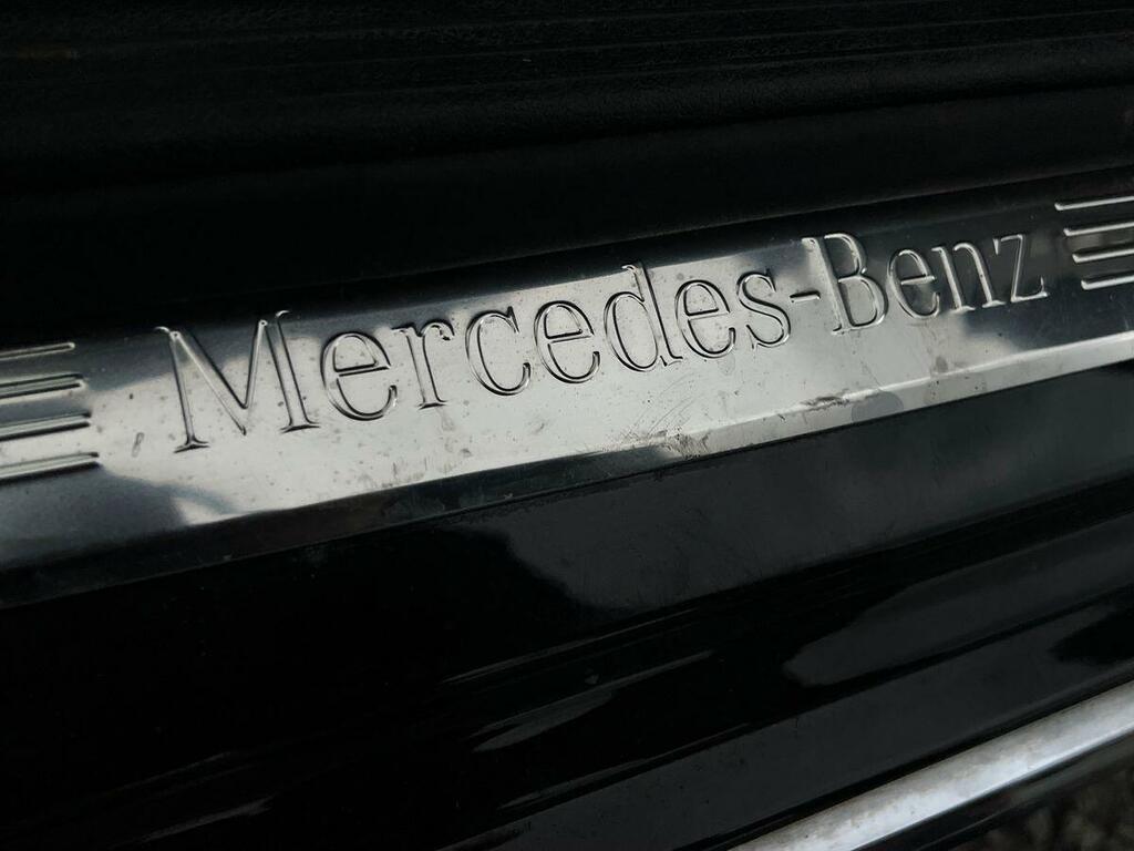 Mercedes-Benz E Class E300 Amg Line Premium Plus 9G-tronic 2018 Blue #32