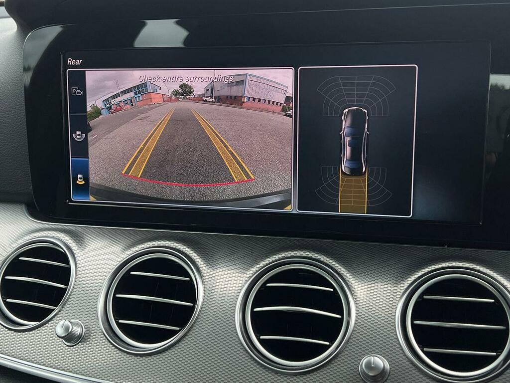 Mercedes-Benz E Class E300 Amg Line Premium Plus 9G-tronic 2018 Blue #43