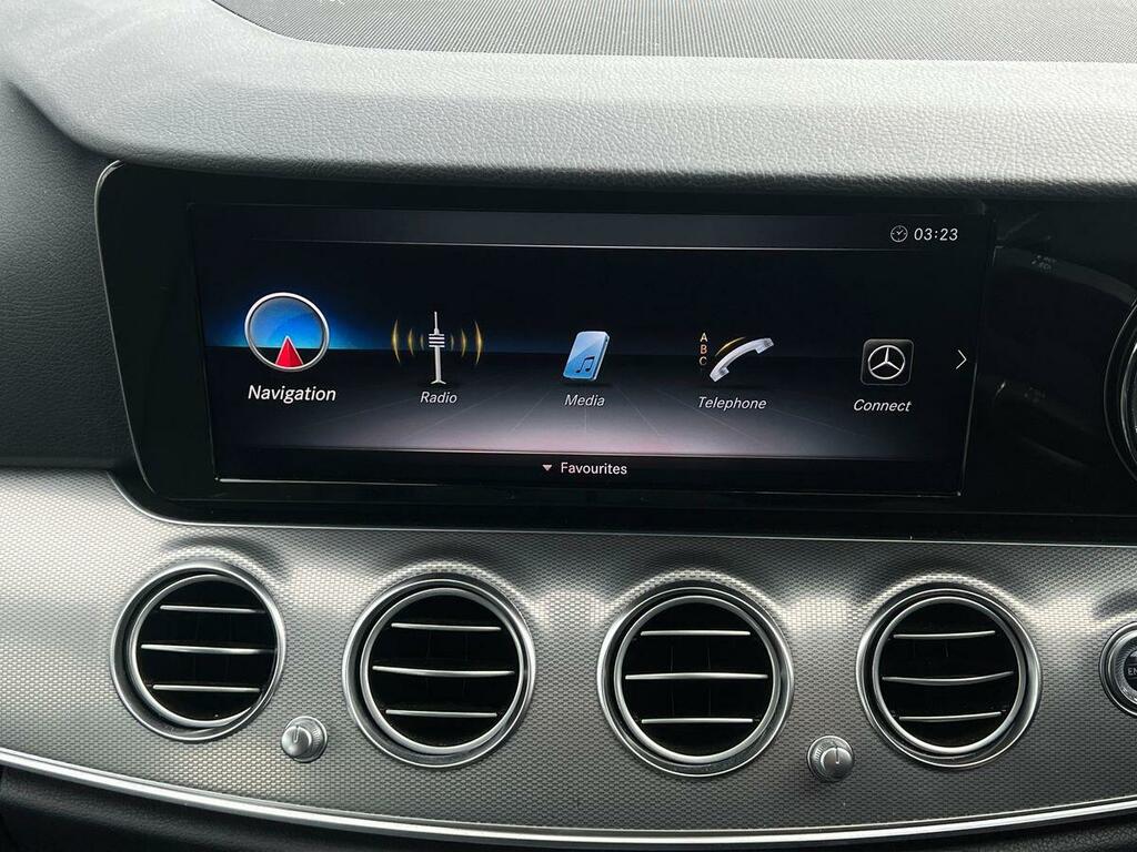 Mercedes-Benz E Class E300 Amg Line Premium Plus 9G-tronic 2018 Blue #12