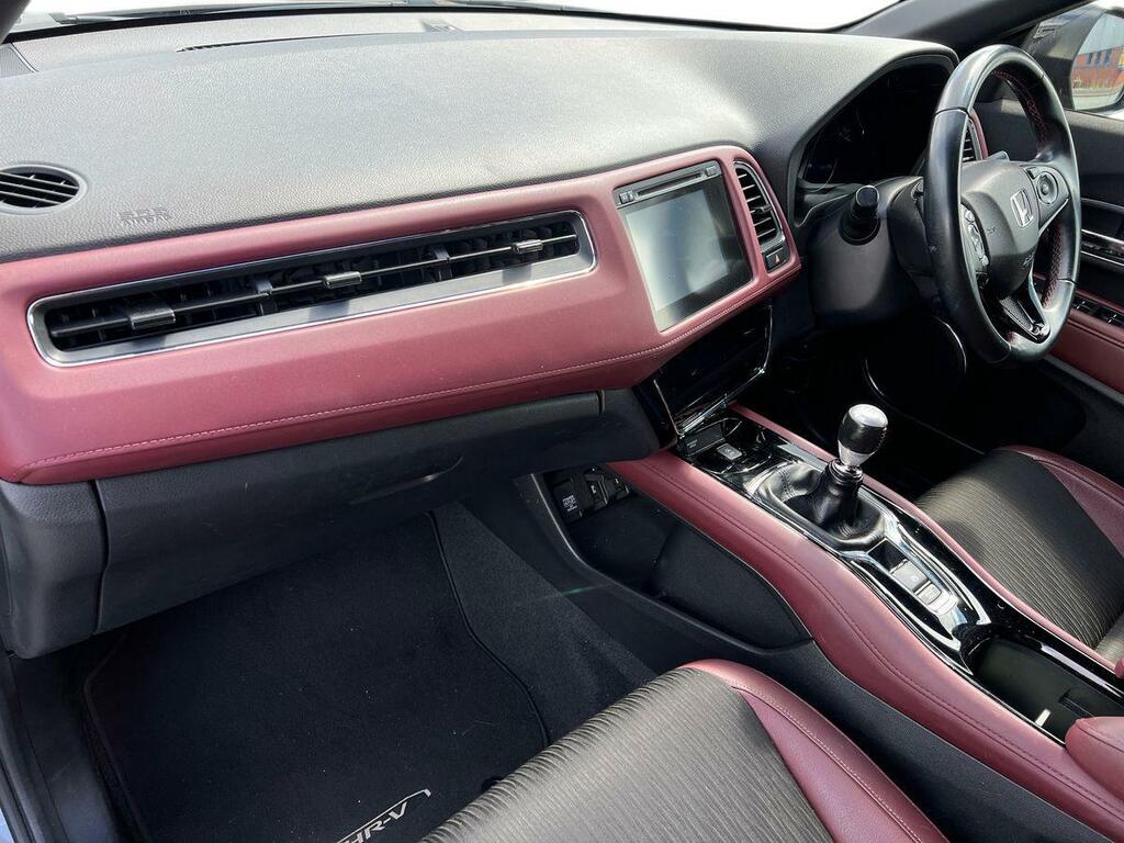 Honda Hr-V 1.5Ivtec Turbo Sport Grey #2