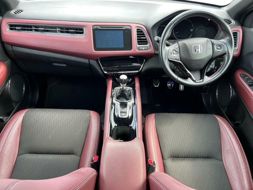 Honda Hr-V 1.5Ivtec Turbo Sport Grey #4