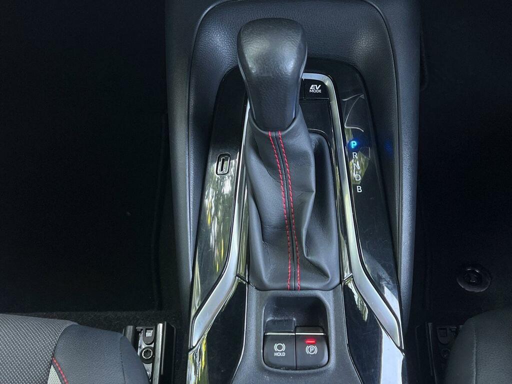 Toyota Corolla 2022 72 1.8  #37
