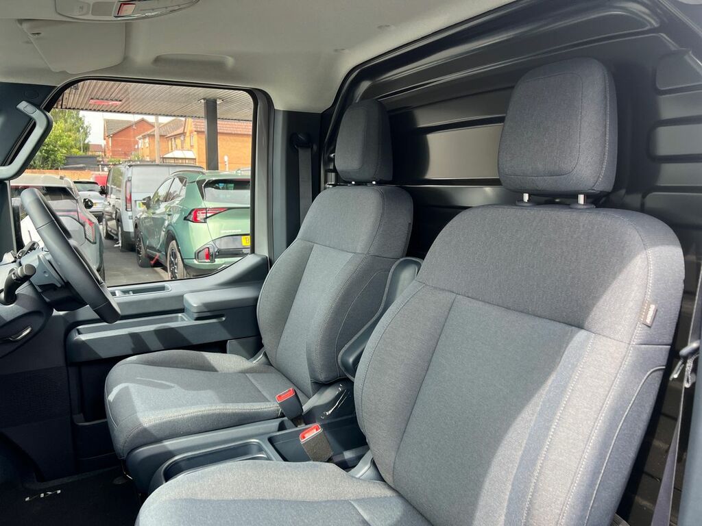 Skoda Estate 210Kw 85 Edition 82Kwh Grey #25