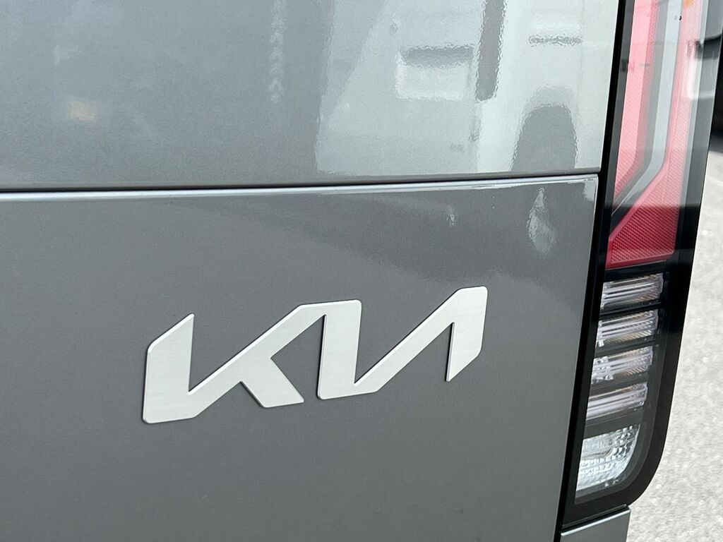 Skoda Estate 210Kw 85 Edition 82Kwh Grey #31