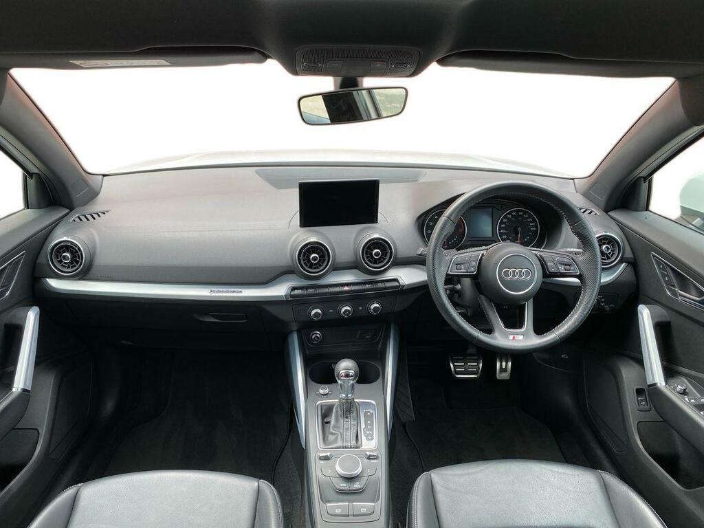 Audi Q2 1.0 Tfsi Sport Black #10