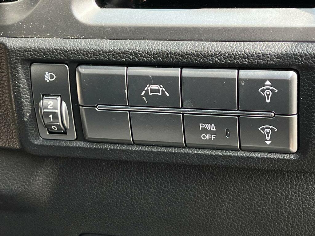 SsangYong Korando 1.5 Ultimate Grey #24
