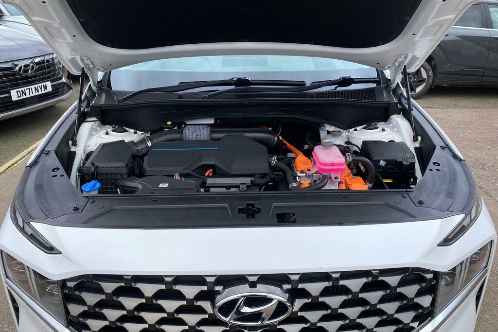 Hyundai Santa Fe Ultimate White #18