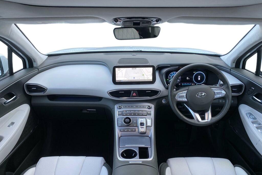 Hyundai Santa Fe Ultimate White #10