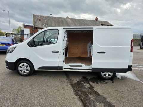 Renault Trafic 2.0 Dci Blue FP72XHC White #5