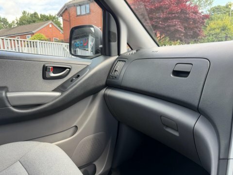 Hyundai I800 2.5Crdi 136Bhp Se Nav 8St Mpv Blue #25