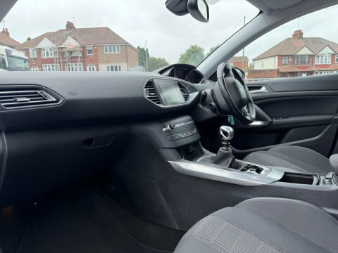 Peugeot 308 1.2 Puretech Gpf Allure Hatchback Manua #28