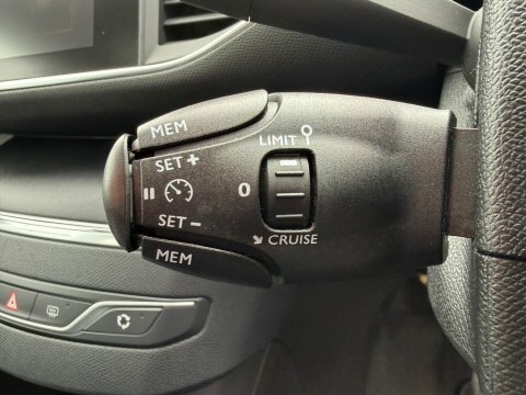Peugeot 308 1.2 Puretech Gpf Allure Hatchback Manua #18