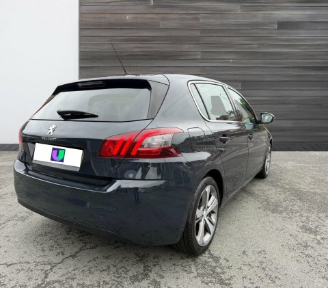 Peugeot 308 1.2 Puretech Gpf Allure Hatchback Manua #8