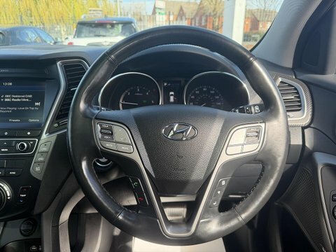 Hyundai Santa Fe 2.2 Crdi Blue Drive Premium 4Wd Euro 6 Ss Black #44