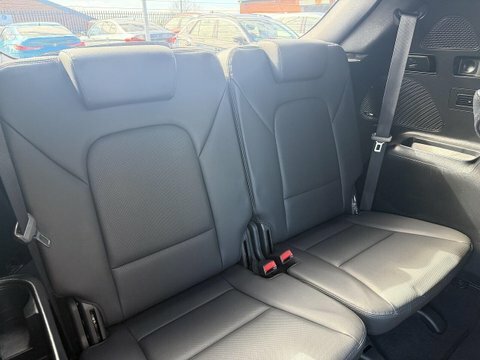 Hyundai Santa Fe 2.2 Crdi Blue Drive Premium 4Wd Euro 6 Ss Black #16