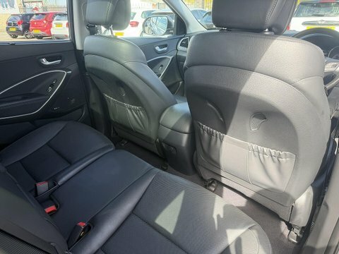 Hyundai Santa Fe 2.2 Crdi Blue Drive Premium 4Wd Euro 6 Ss Black #17