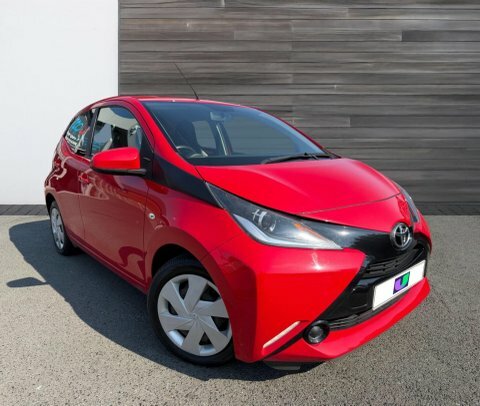 Toyota Aygo 1.0 Vvt-i X-play Red
