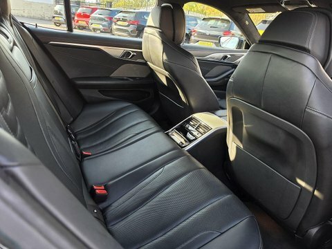 BMW 8 Series 3.0 840D Mht M Sport Steptronic Xdrive Euro 6 Ss White #40