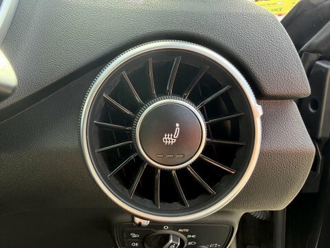 Audi TT 2.0 Tfsi 45 Black #3