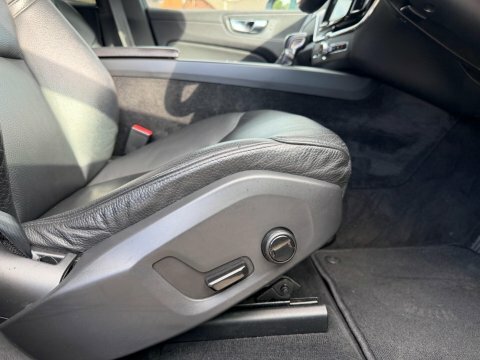 Volvo XC60 2.0 T5 Awd 250Bhp R-design 5-Dr Estate Heated S Black #27