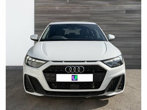 Audi A1 1.0 Tfsi 30 DG23FPX White #2