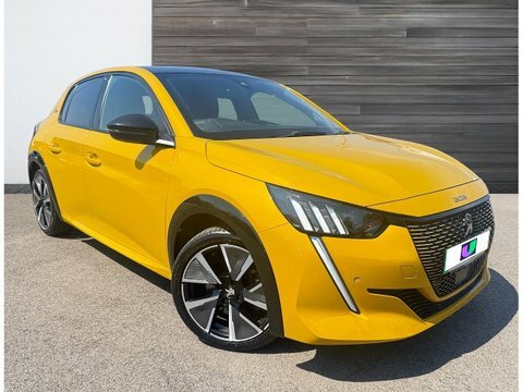 Peugeot e-208 50Kwh Gt Line Yellow