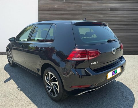 Volkswagen Golf 1.0 Tsi Match Black #5