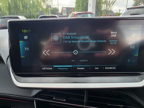 Peugeot e-208 50Kwh Allure Premium 7Kw Charger #31