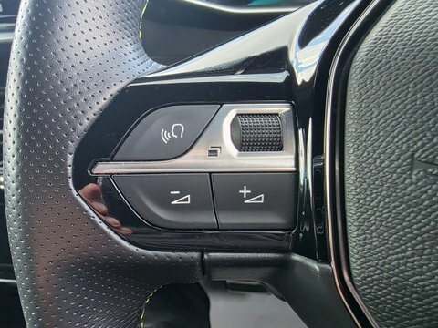 Peugeot e-208 50Kwh Allure Premium 7Kw Charger #24