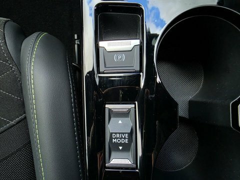 Peugeot e-208 50Kwh Allure Premium 7Kw Charger #40