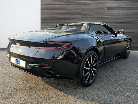 Aston Martin DB11 V8 Volante Silver #10