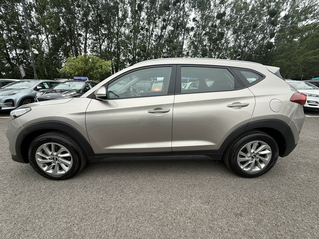 Hyundai Tucson Se Nav 1.7 D 116Ps Bd Fss Ulez 5 Do HK16LBA Grey #6