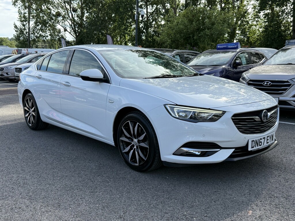 Vauxhall Insignia 2.0 Turbo D Blueinjection Tech Line Nav Ulez Diese White #3